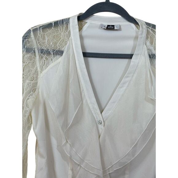 Bebe cream silk bodysuit, romantic, statement, date night, ruffle, lace, sexy - Picture 3 of 5